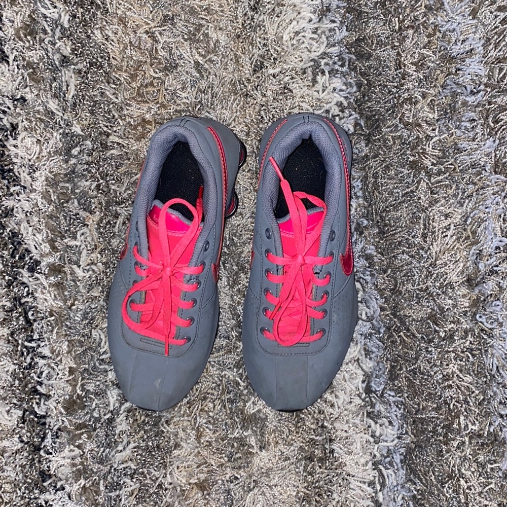 Woman’s Nike Shox